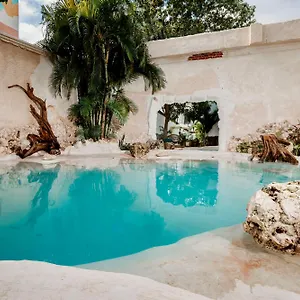 Mezcal Hotel Cancun